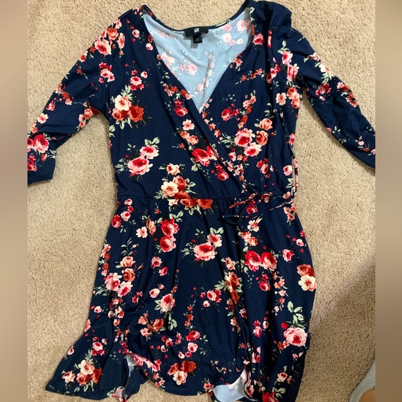 Floral dress🌺 - Picture 1 of 1